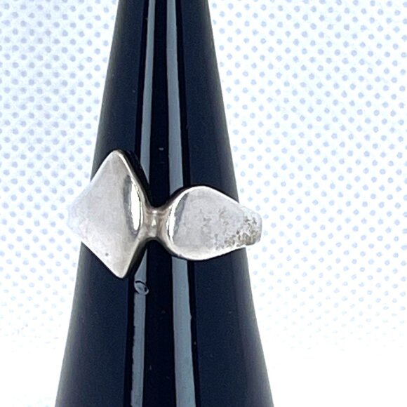 Abstract Brutalist Sterling Silver Wave MCM Sculptural Design Ring Size 7 VTG - Picture 1 of 9